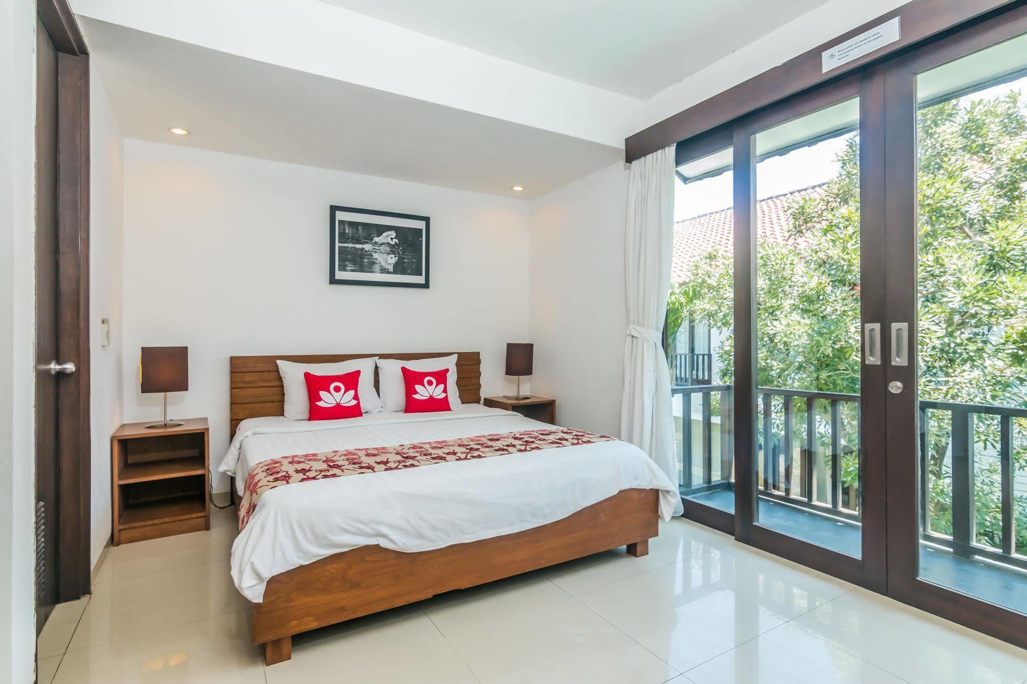 Zen Rooms Dewi Ratih Seminyak Kuta Lombok Exterior foto