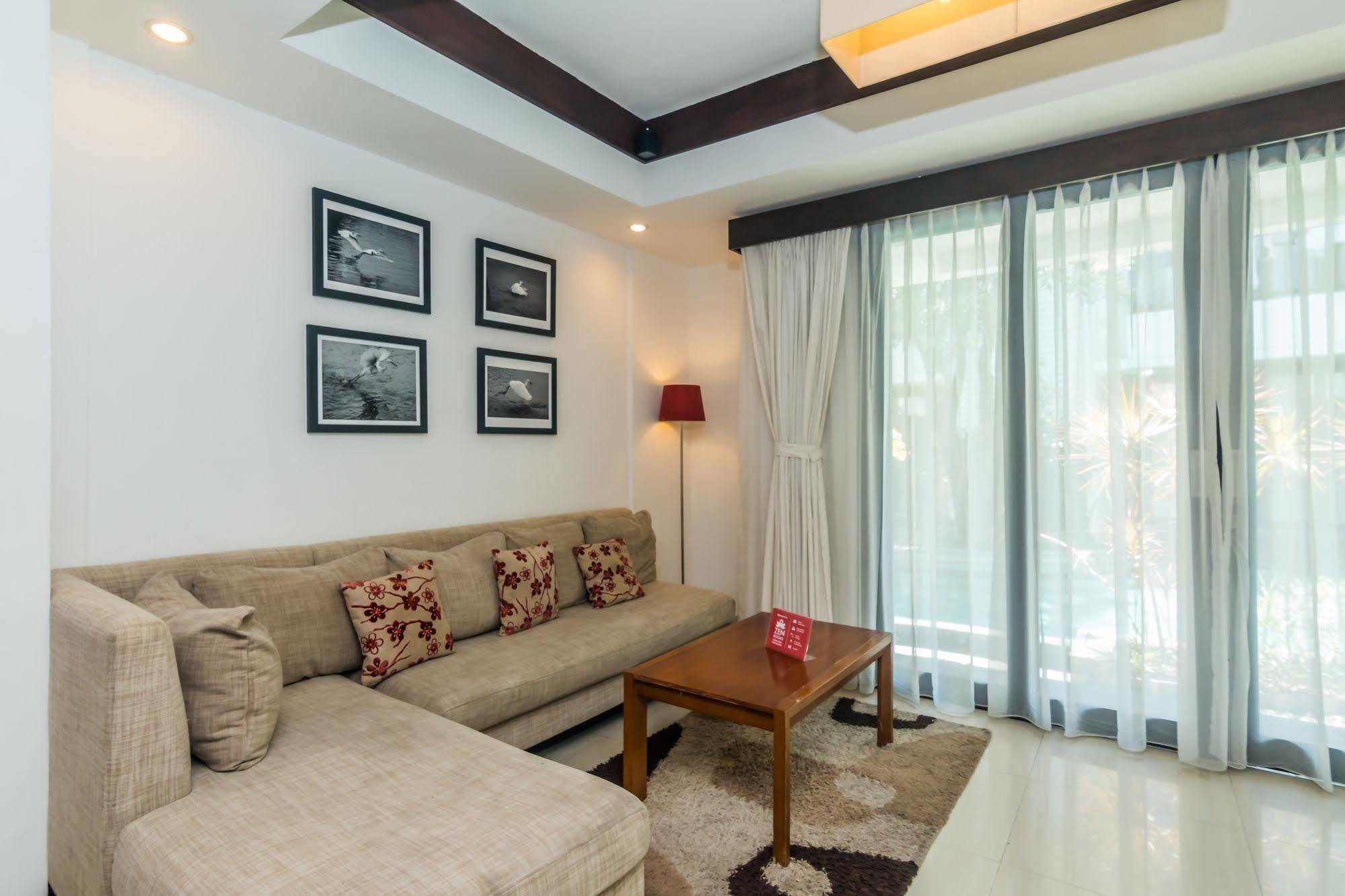 Zen Rooms Dewi Ratih Seminyak Kuta Lombok Exterior foto